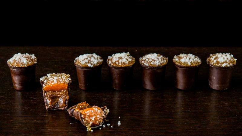 chocolate pumpkin caramel cups