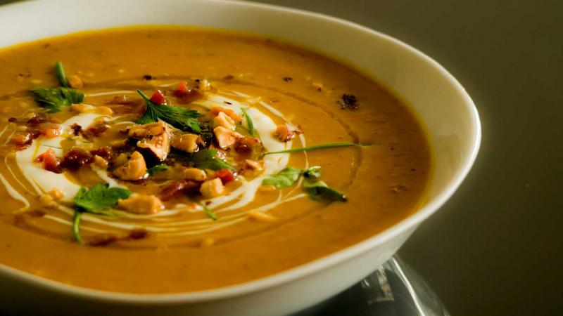 roasted squash and toasted hazelnuts soup