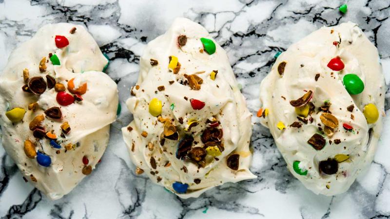 meringues mouchetées aux oeufs en chocolat