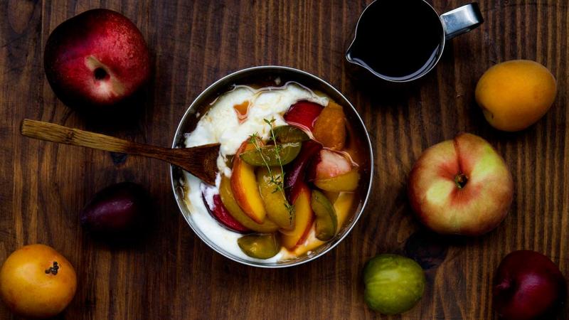 garniture aux fruits frais à noyaux 'de la fin de l'été'