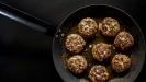 exceptionally herby ‘keftedes’ (greek meatballs)