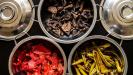 3 oven semi-dried vegetables & their 3 spreads : green peppers & red tomatoes & white mushrooms