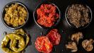 3 oven semi-dried vegetables & their 3 spreads : green peppers & red tomatoes & white mushrooms