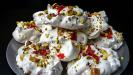 holiday meringues with extra garnishes