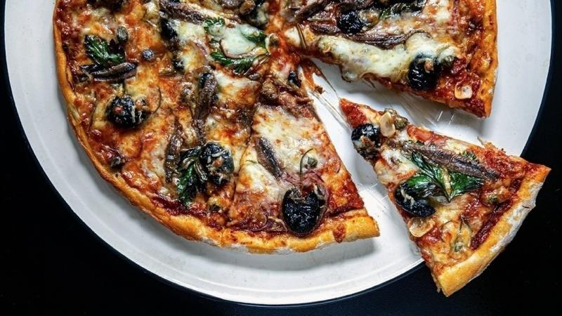 a better anchovy & onion & caper & olive pizza